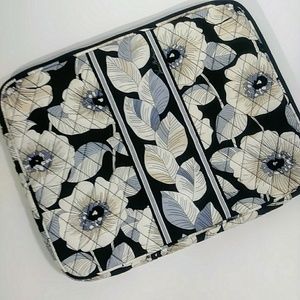 Vera Bradley, Camille Pattern Laptop Zip Bag Case